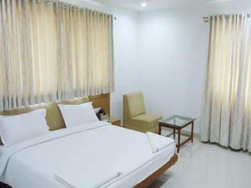 Fabhotel Syberitic Suites Gachibowli - Fully Vaccinated Staff Kondapur  Екстер'єр фото